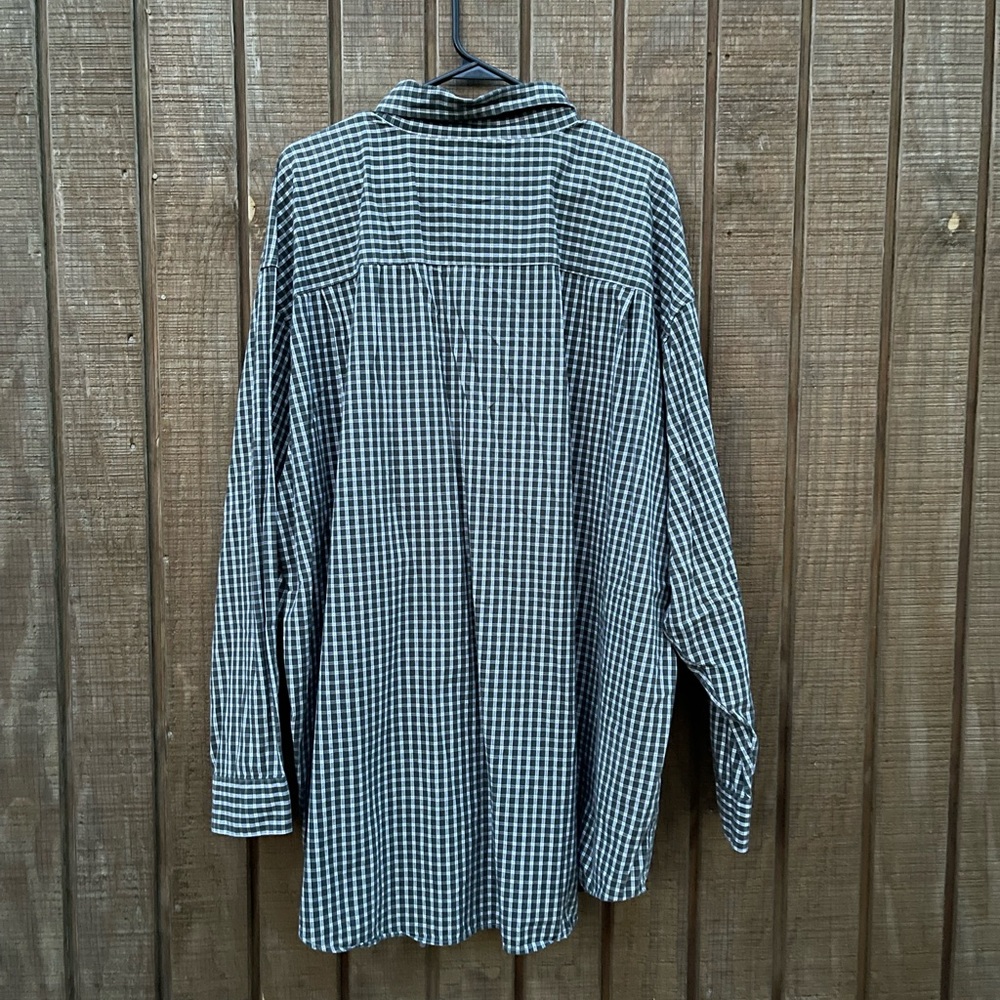 Izod Long Sleeve Button Front Shirt. Size 2X - Picture 6 of 12
